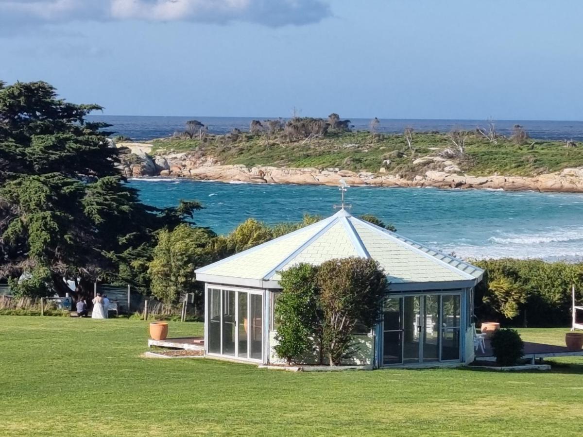Diamond Island Resort, Restaurant & Bar And Penguin Show Bicheno Bagian luar foto